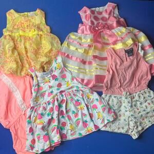 Baby girl summer bundle size 12 Months in good conditions